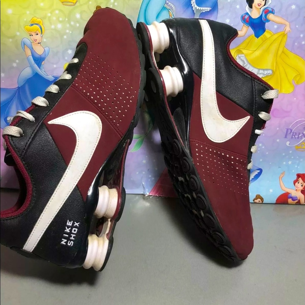 Rare Nike Shox Women's Size 8.5 Preowned
